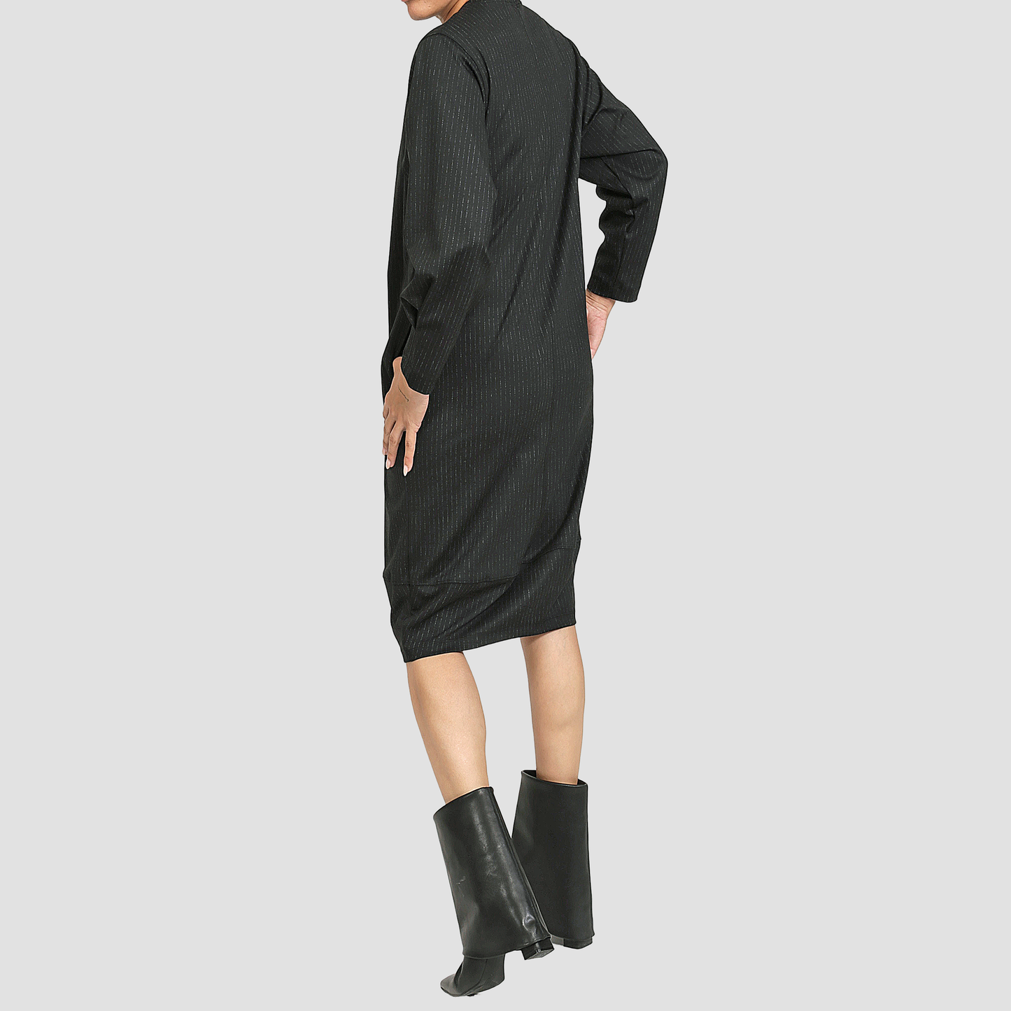 GRAVITY LOWE DRESS Carbon